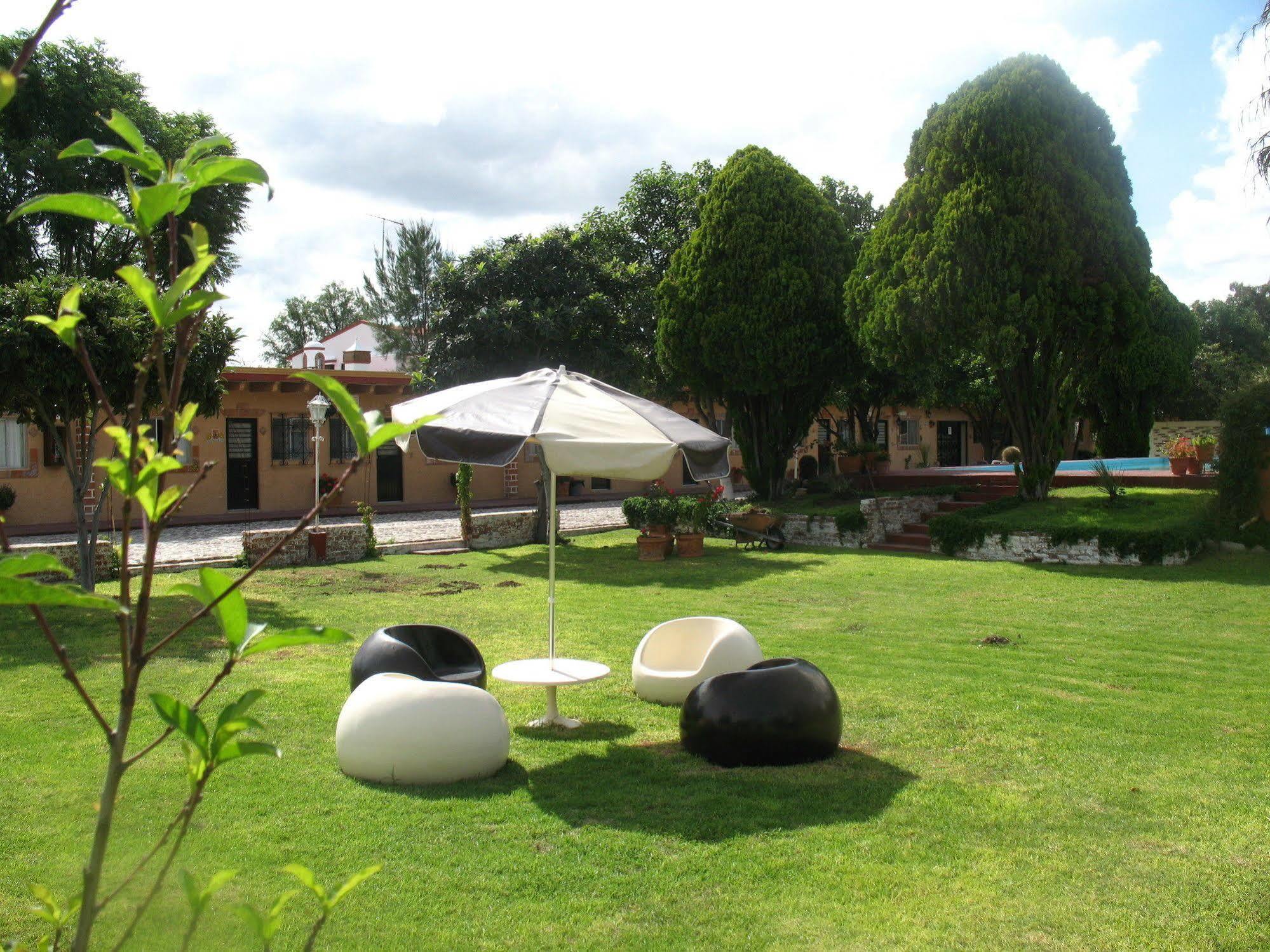 Hotel Concierge Plaza La Esperanza Tequisquiapan Buitenkant foto