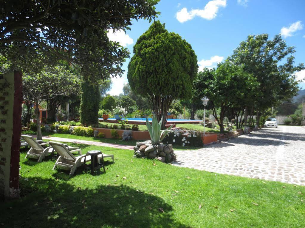 Hotel Concierge Plaza La Esperanza Tequisquiapan Buitenkant foto