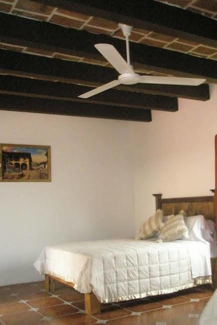 Hotel Concierge Plaza La Esperanza Tequisquiapan Buitenkant foto