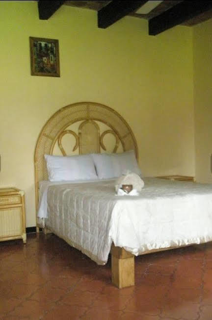 Hotel Concierge Plaza La Esperanza Tequisquiapan Buitenkant foto