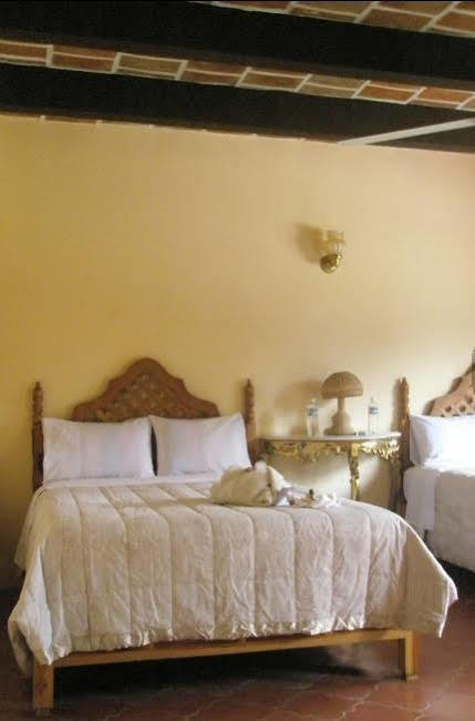 Hotel Concierge Plaza La Esperanza Tequisquiapan Buitenkant foto